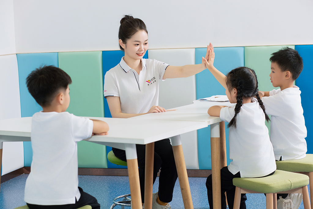 孩子注意力不集中怎么培養？家長該如何配合